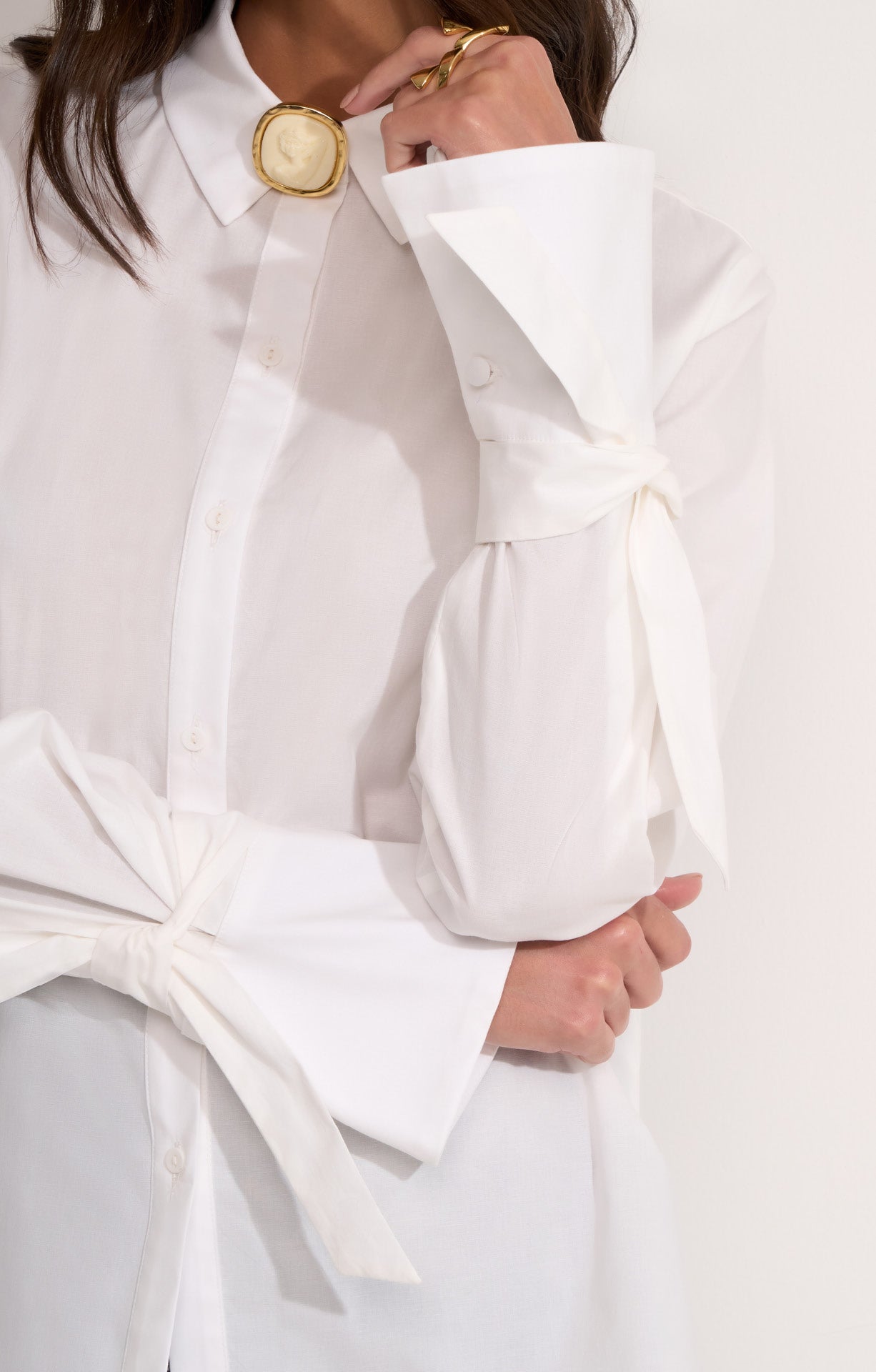 OFF WHITE