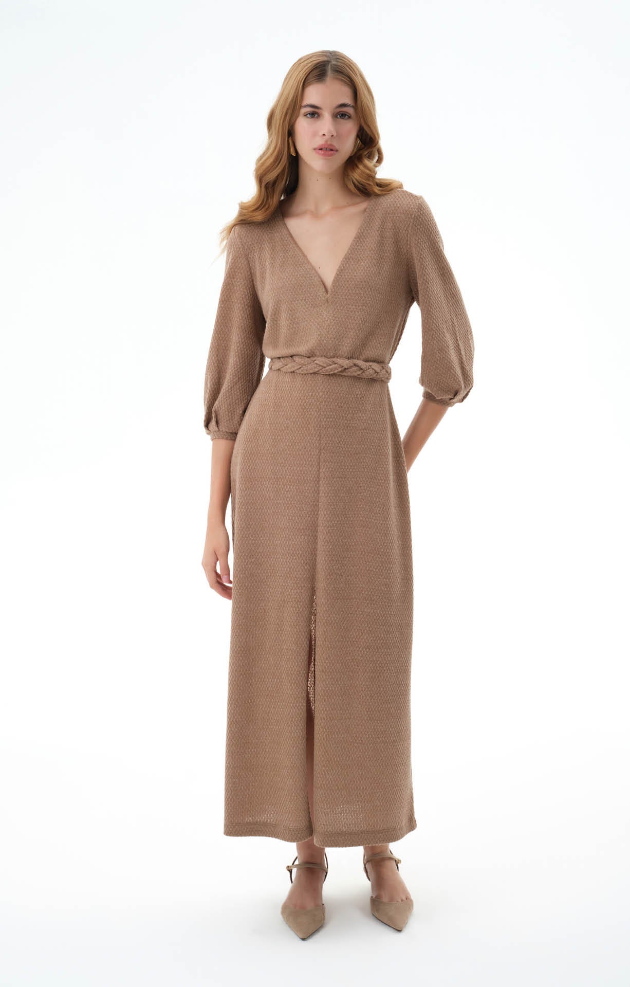 TAUPE