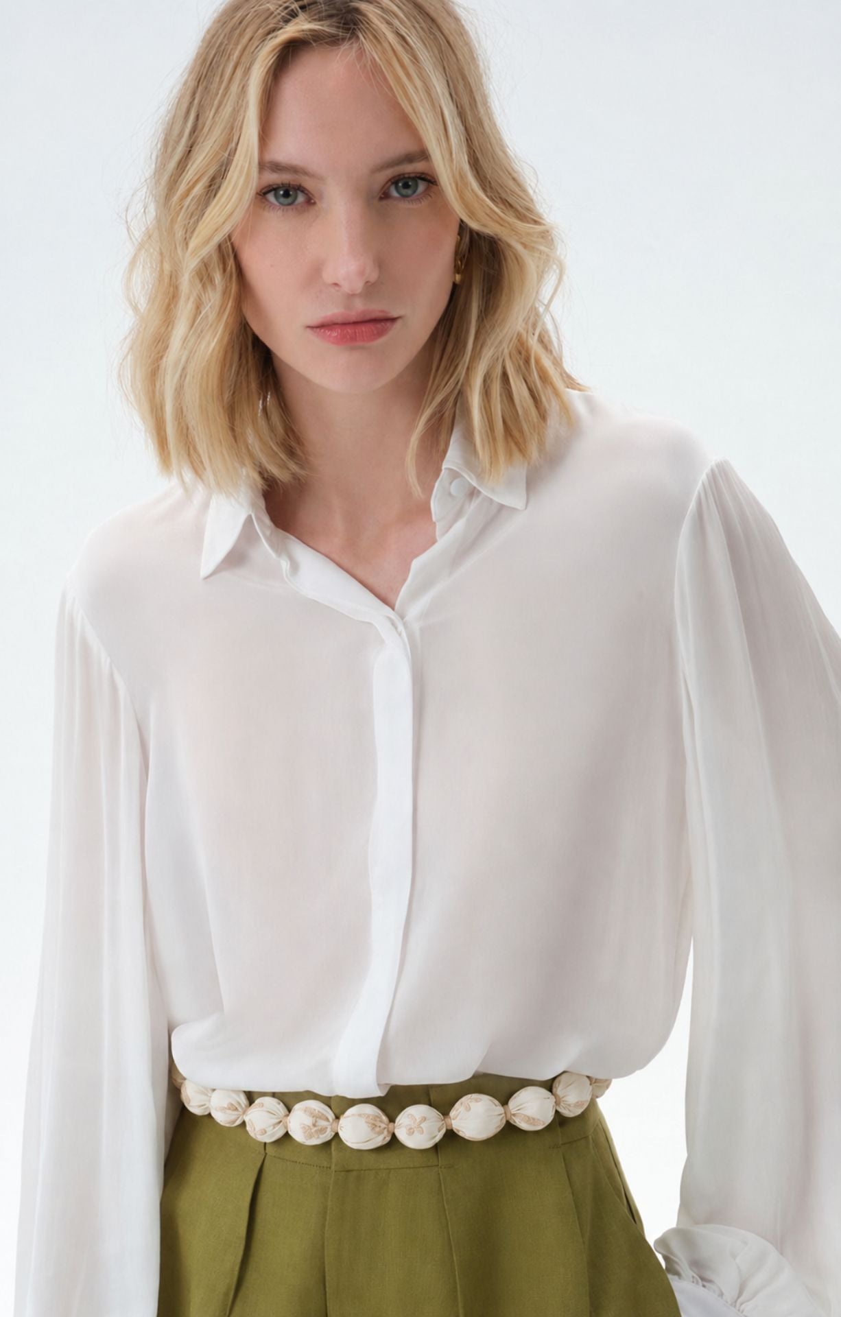 OFF WHITE/AREIA
