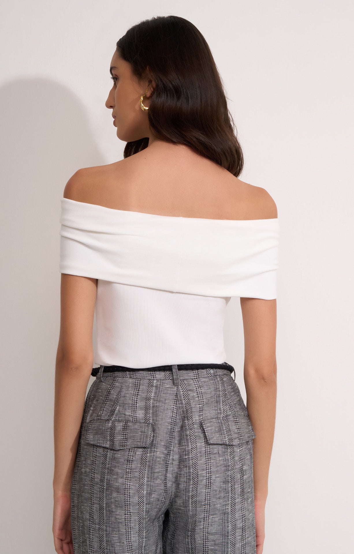 OFF WHITE