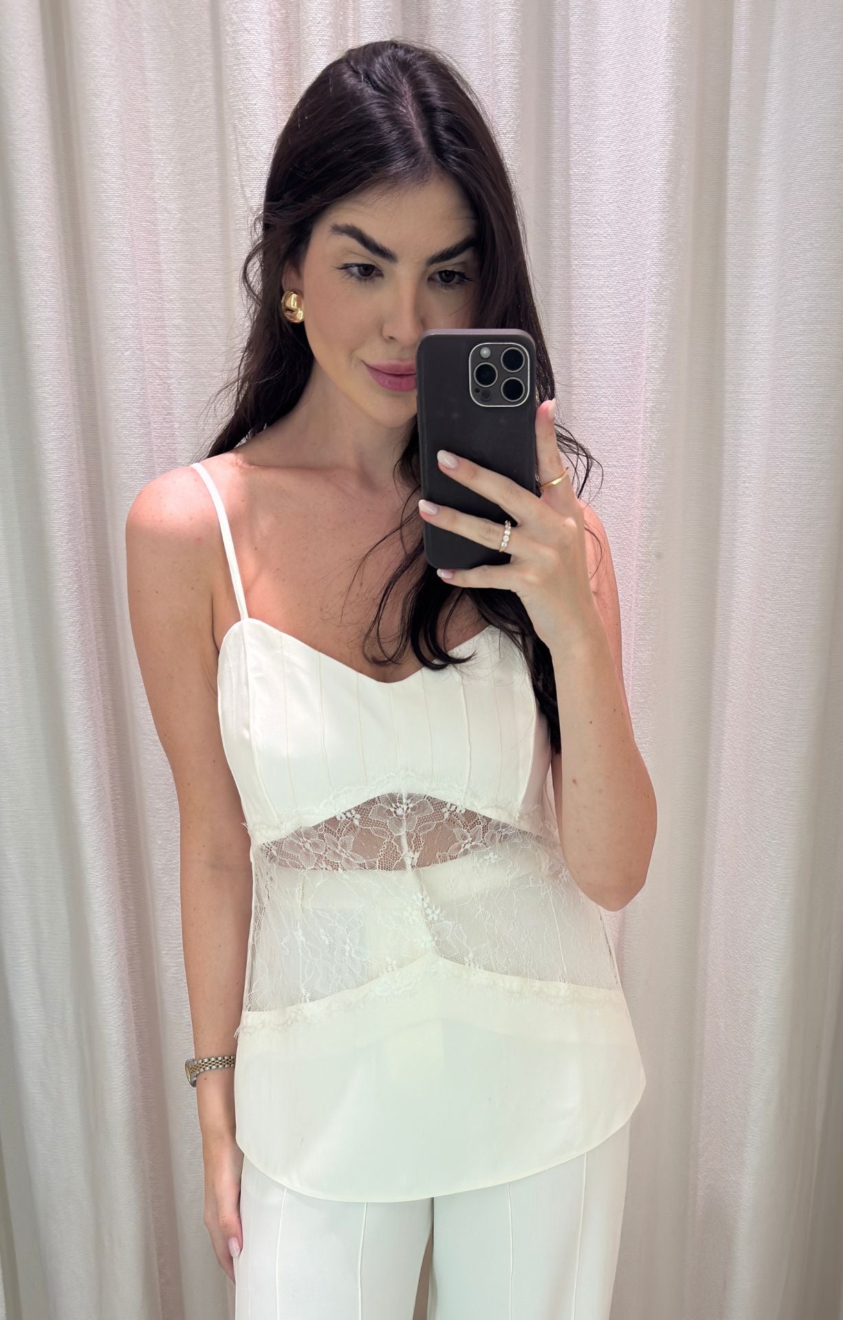 OFF WHITE